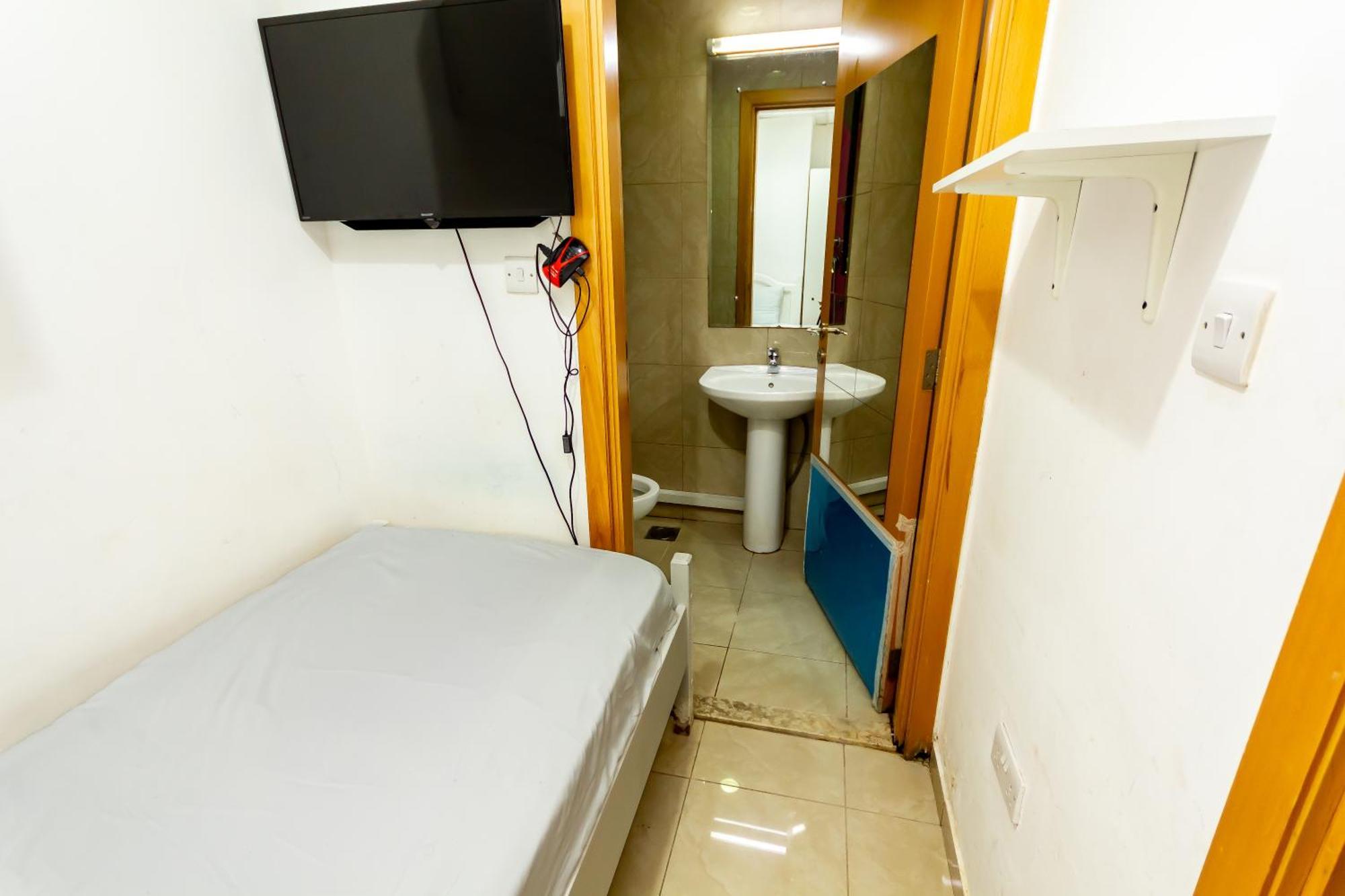 Budget Rooms With Private Bathroom For 'Girls' Only In Dubai, Marina Экстерьер фото