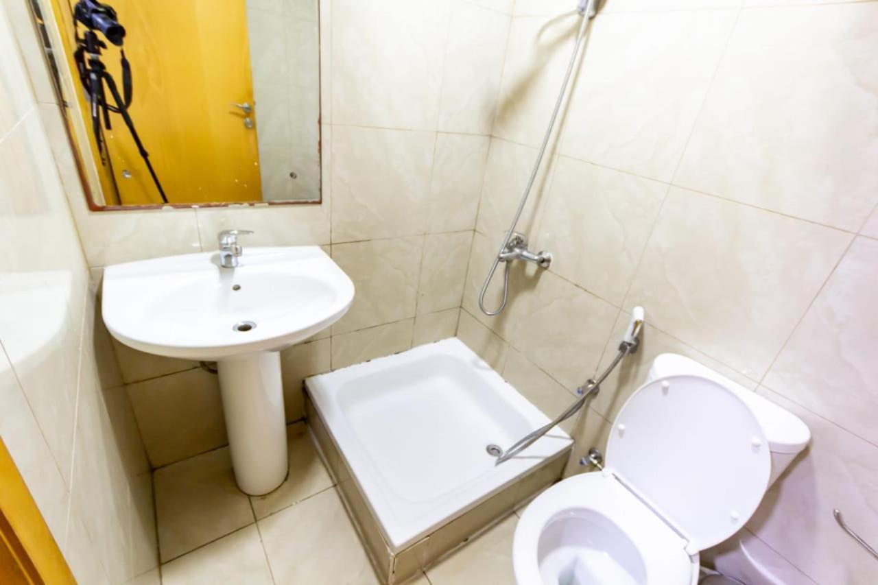 Budget Rooms With Private Bathroom For 'Girls' Only In Dubai, Marina Экстерьер фото